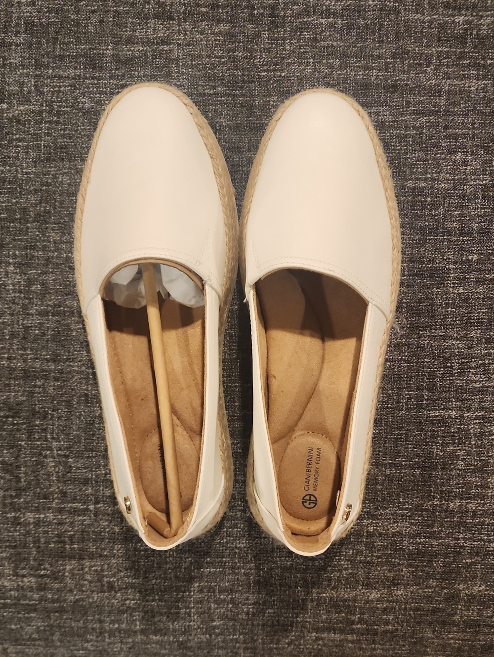 Giani Bernini White Espadrille Slip-On Flats Size 10 New
